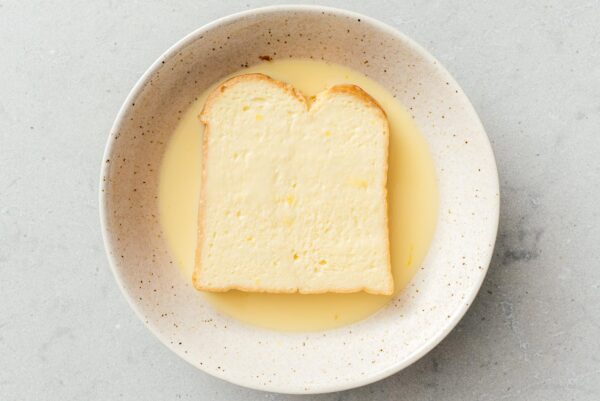 soaking brioche french toast | www.iamafoodblog.com